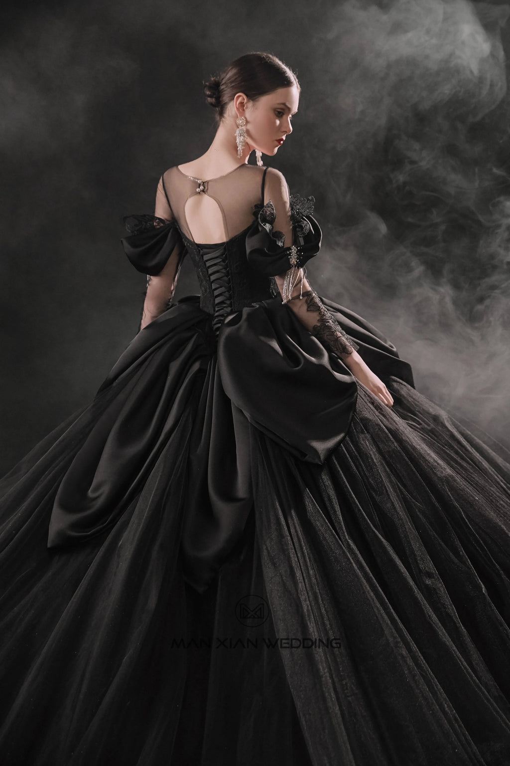 Dramatic Black Ball Gown Illusion Neckline Satin Puff Sleeve Beaded Lace Wedding Dress with Oversized Train E-305