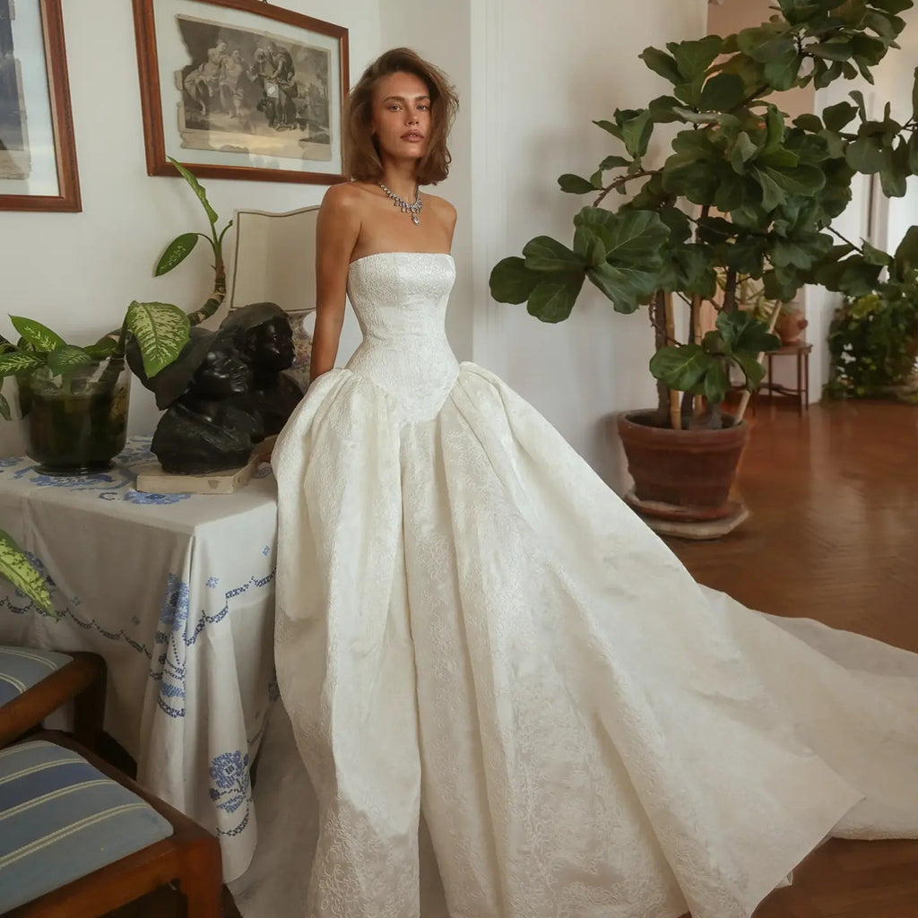 Classic White Satin Strapless Ball Gown Wedding Dress with Train SW182
