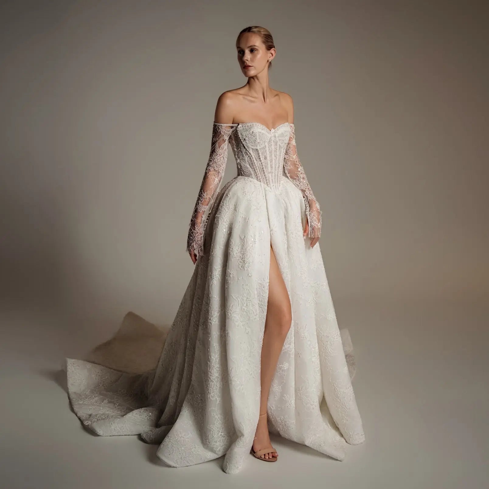 Luxury Ivory Strapless Lace High-Slit A-Line Wedding Dress SW165