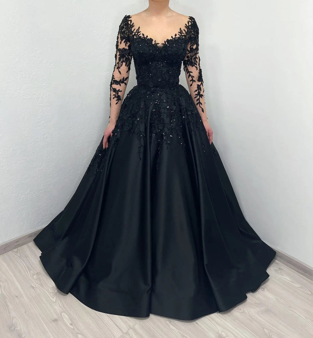 Black Luxury Gothic Wedding Dress Bridal Gown Heavy Beading  SW559