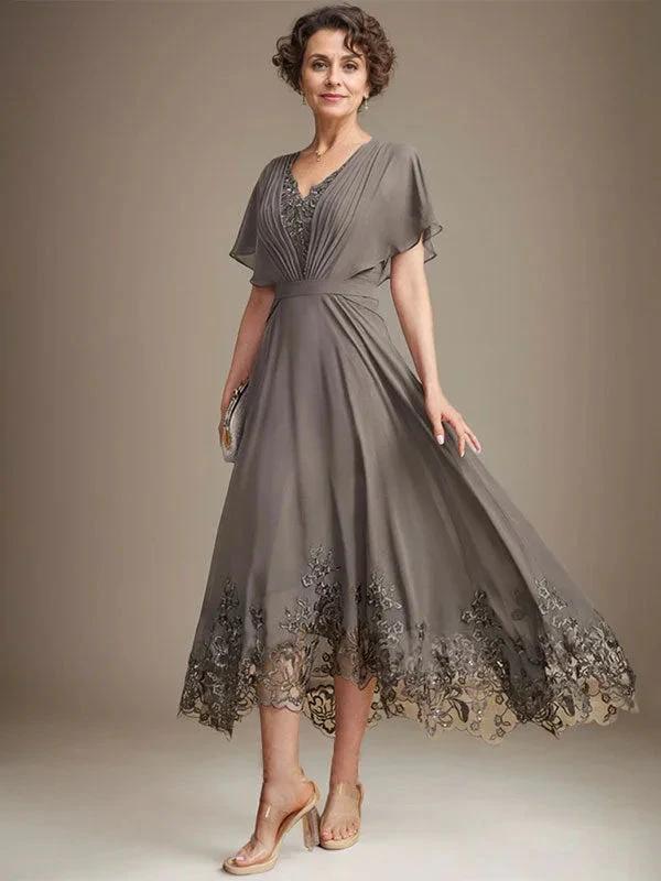 A-line V-Neck Asymmetrical Lace Chiffon Mother of the Bride Dress With Pleated by Dreamylily