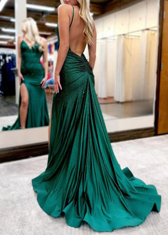 Königsblaues, perlenbesetztes Meerjungfrau-Ballkleid mit V-Ausschnitt und Schlitz