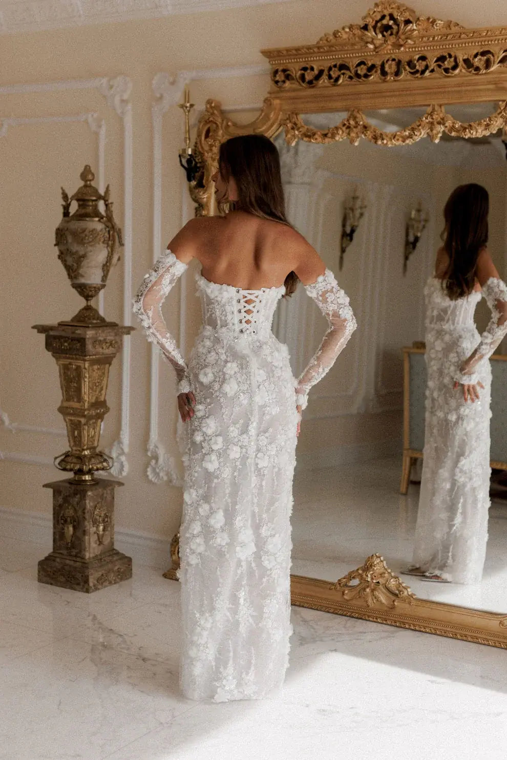 Luxury 3D Floral Sequin Strapless Wedding Dress with Detachable Sleeves SW085
