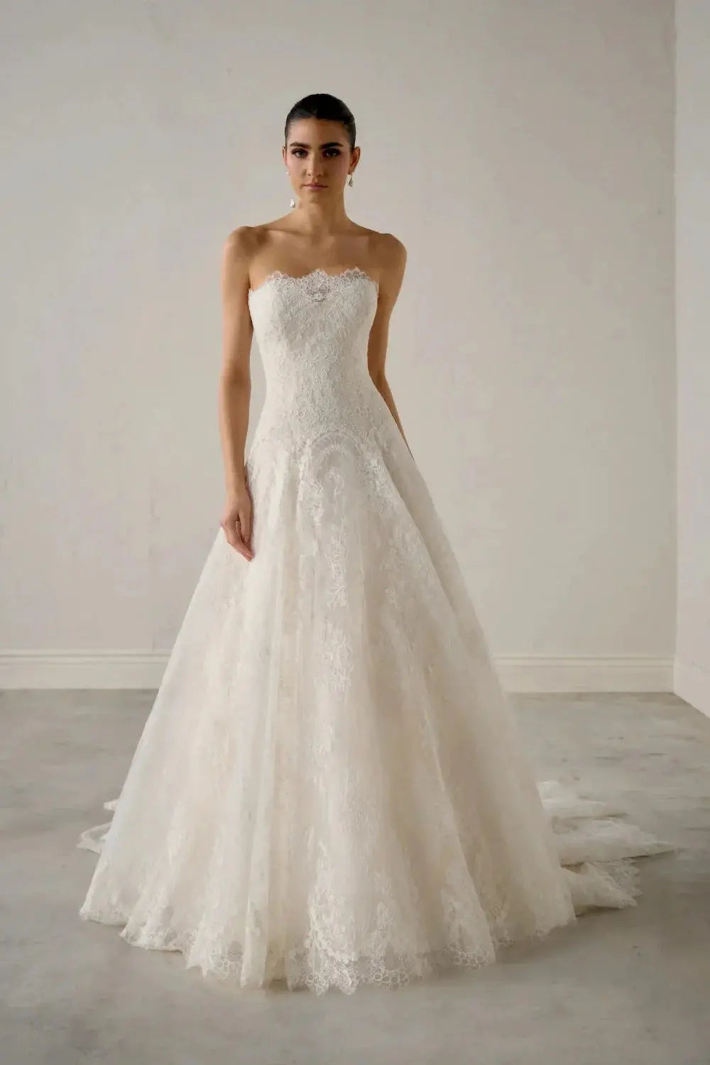 White Classic Eyelash Lace A Line Wedding Dress for Bride SW700