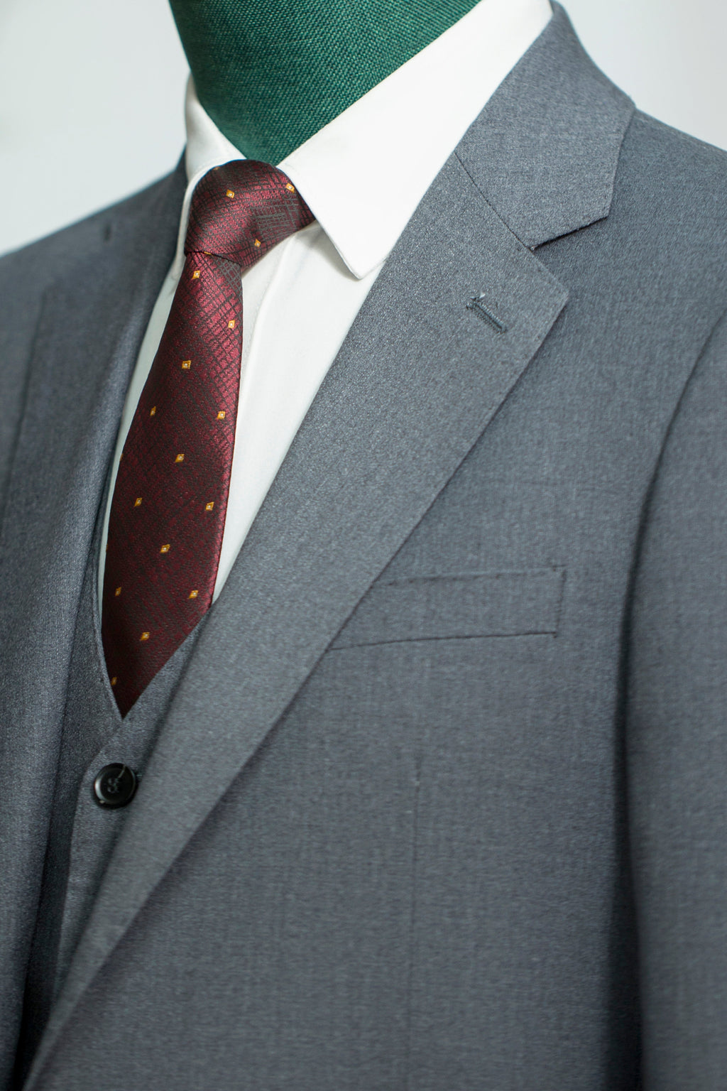 Three-Piece Solid Wool Wedding Suit | Classic Tailored Formal Groom Suit by 男装