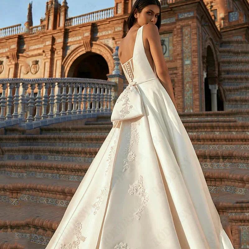 Spaghetti Straps V-Neck Vestido De Novia Sleeveless Appliques Satin Bride Party Backless A-Line Wedding Dress For Women by payinti