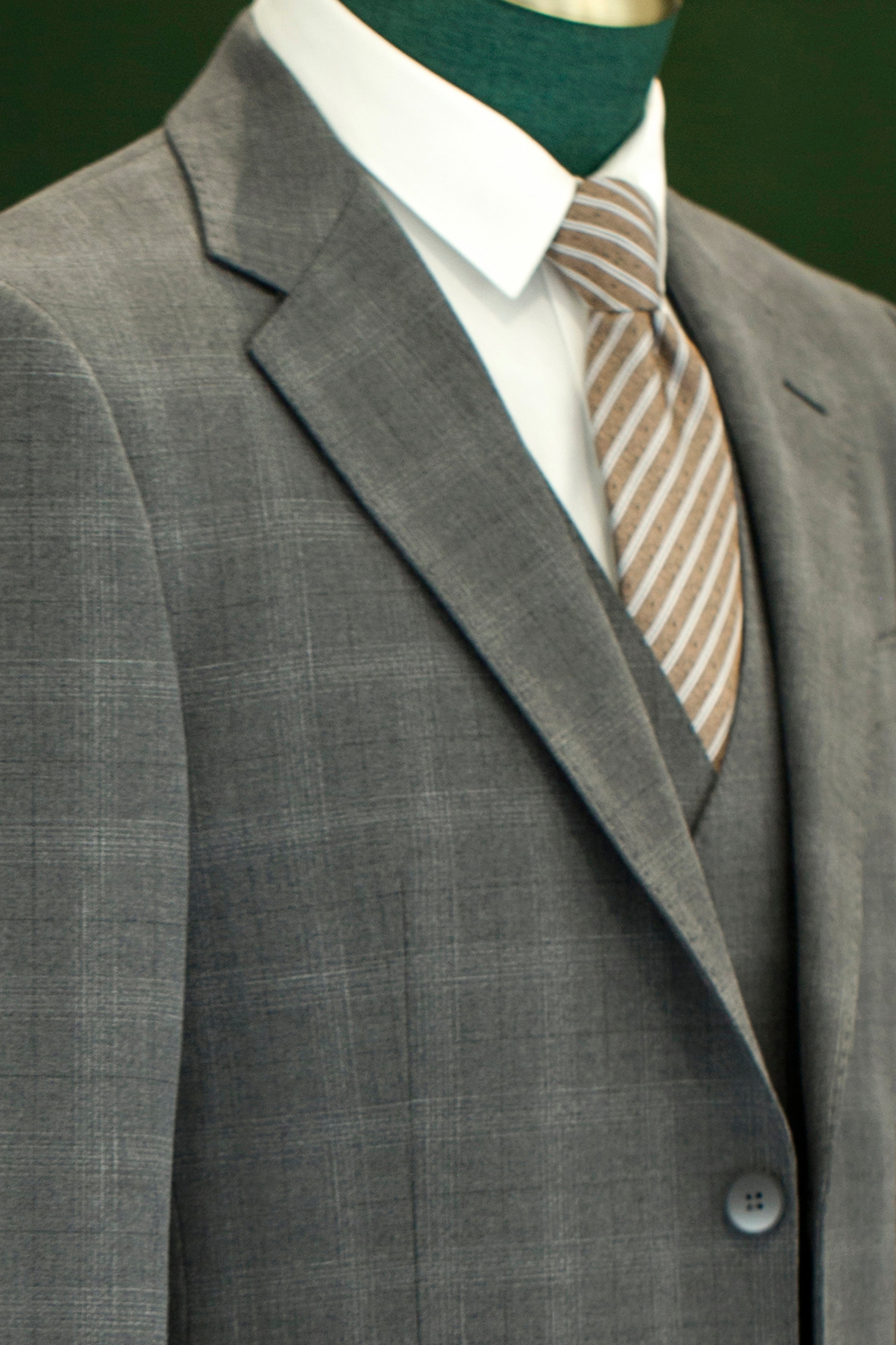 Three-Piece Solid Grey Wool Suit | Tailored Formal Groom & Business Suit by 男装