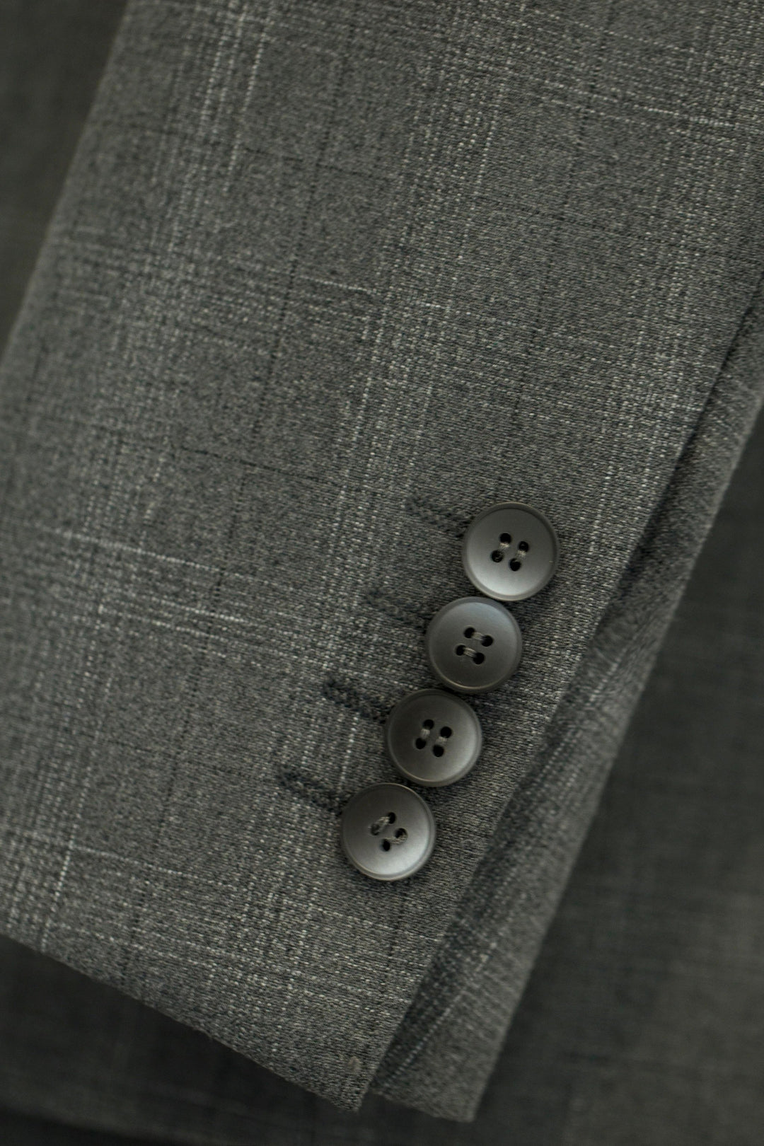 Three-Piece Solid Grey Wool Suit | Tailored Formal Groom &amp; Business Suit by 男装