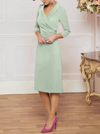 Sheath/Column V-Neck Knee-Length Mother of the Bride Dresses by Dreamylily