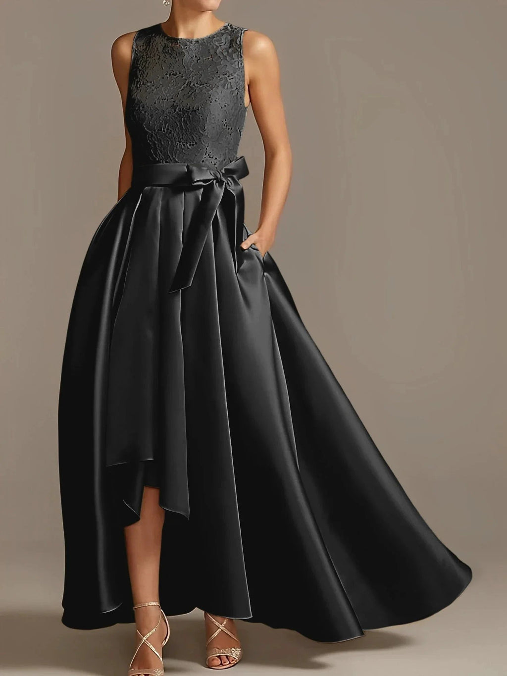 A-Line/Princess Jewel Neck Sleeveless Mother Of The Bride Dresses With Pleats Lace by Dreamylily