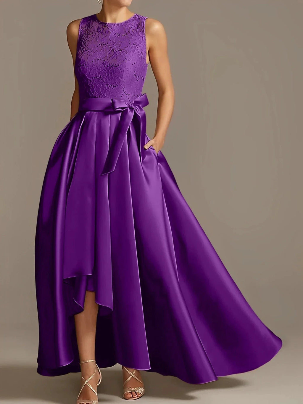 A-Line/Princess Jewel Neck Sleeveless Mother Of The Bride Dresses With Pleats Lace by Dreamylily