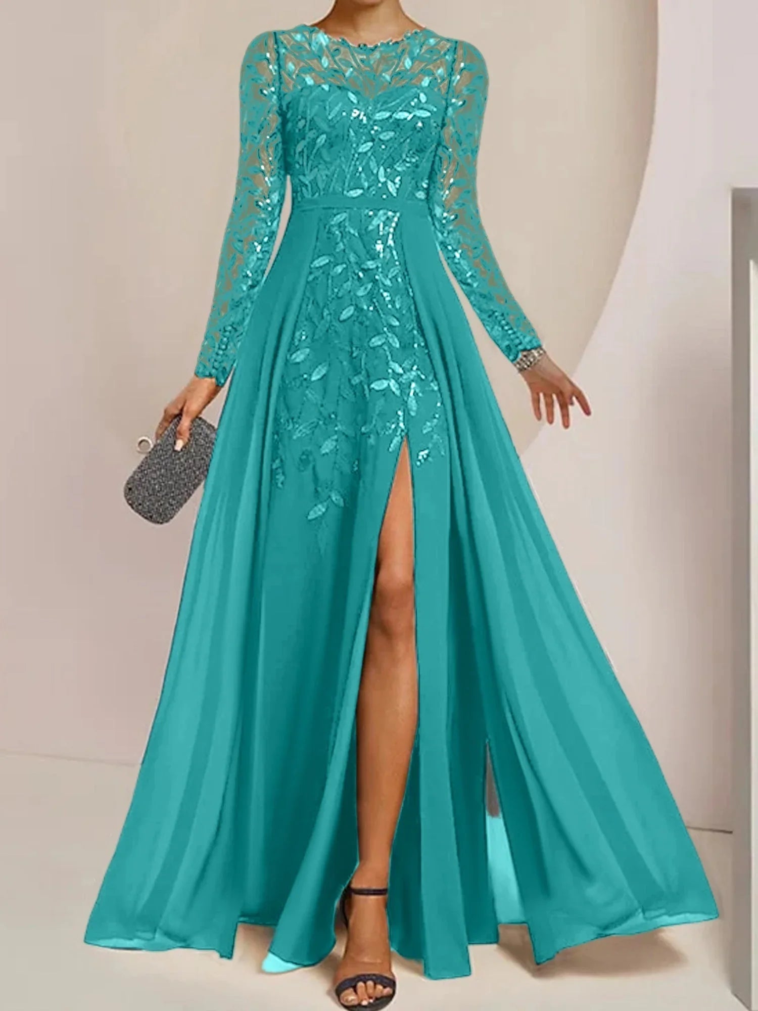 Vestidos de madre de la novia de corte A/princesa, largo hasta el suelo, con volantes laterales abiertos y lentejuelas 