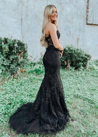 Evie | Langes Ballkleid aus Spitze im Meerjungfrauen-Stil mit herzförmigem Ausschnitt und Applikationen