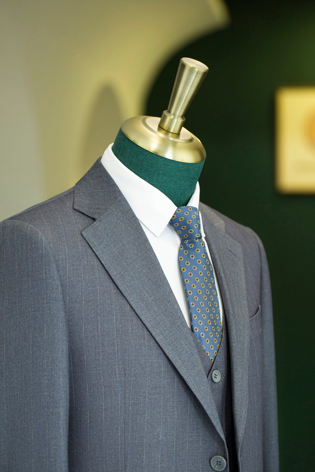 Three-Piece Subtle Pinstripe Grey Wool Suit | Tailored Formal Groom & Business Suit by 男装