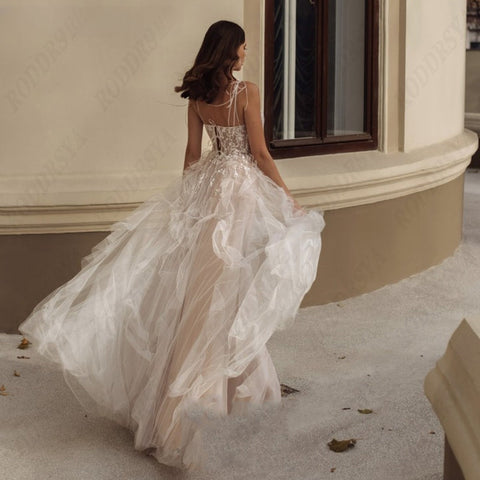 Elegant Spaghetti Straps Wedding Dress Sexy Lace Up Backless Robe De Mariée Romantic Square Collar Tulle Bridal Gowns