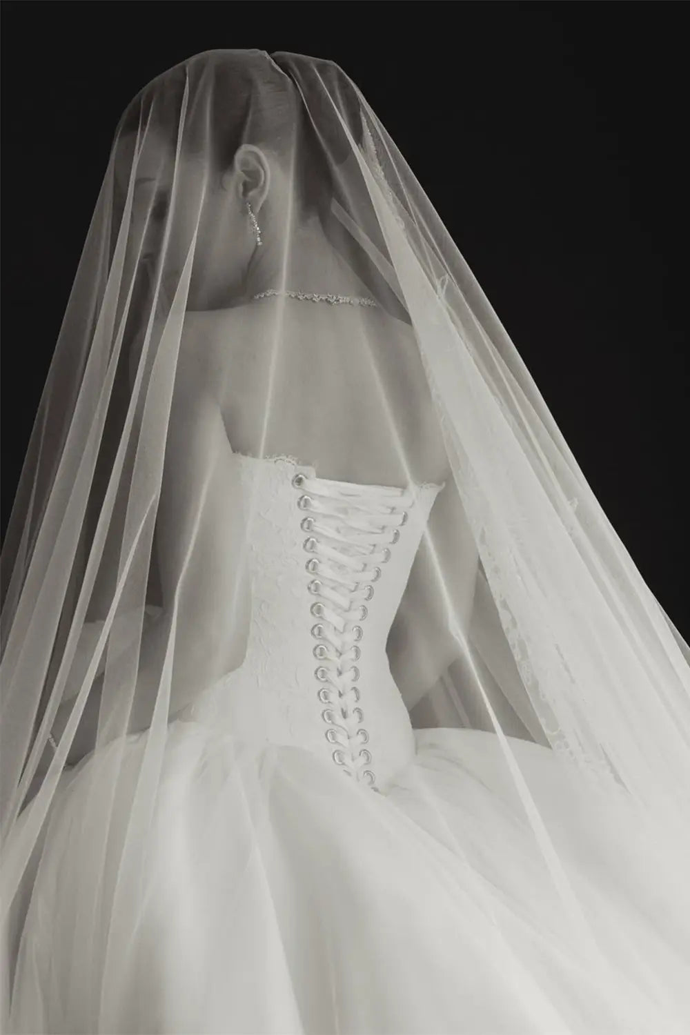 White Satin Tulle Ball Gown Bridal Dress with Embroidered Lace Bodice SW745