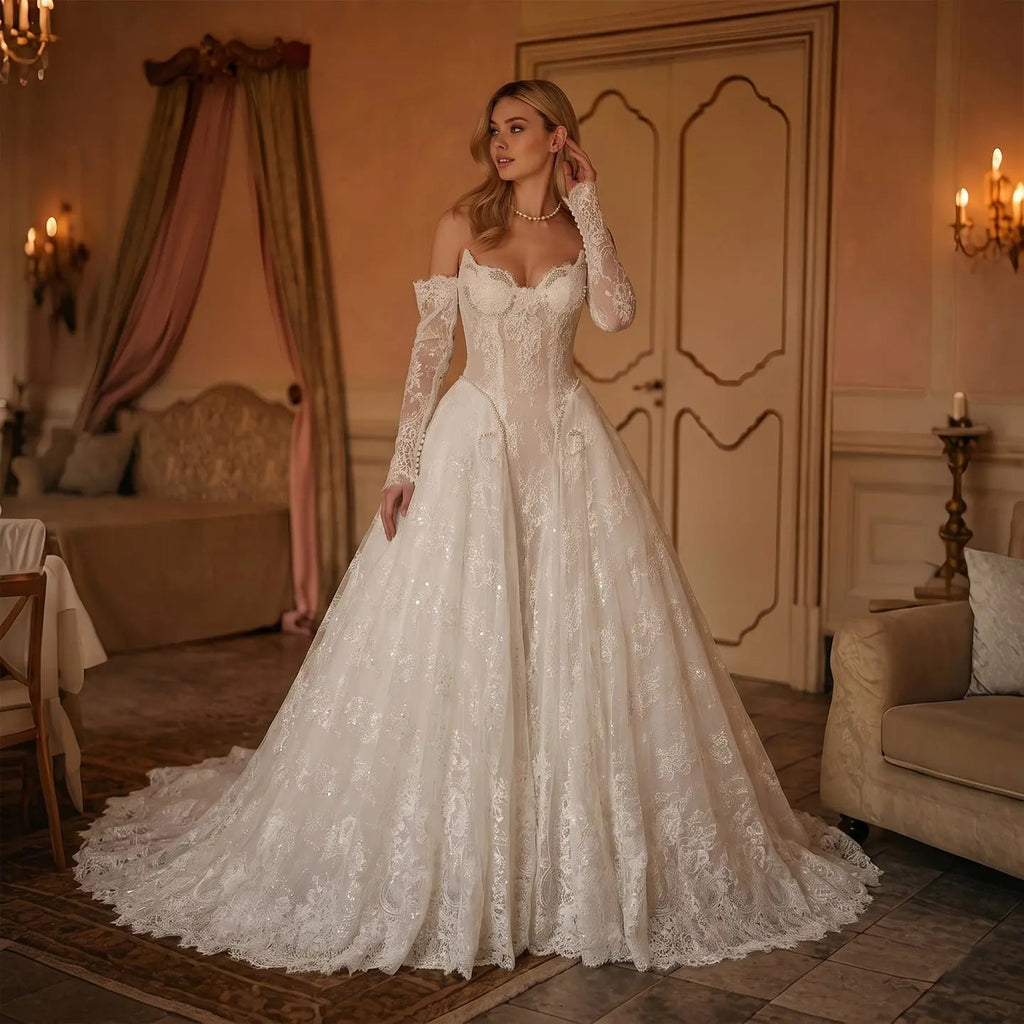 Off White Luxury Ball Gown Wedding Dress Beaded With Veil SW715