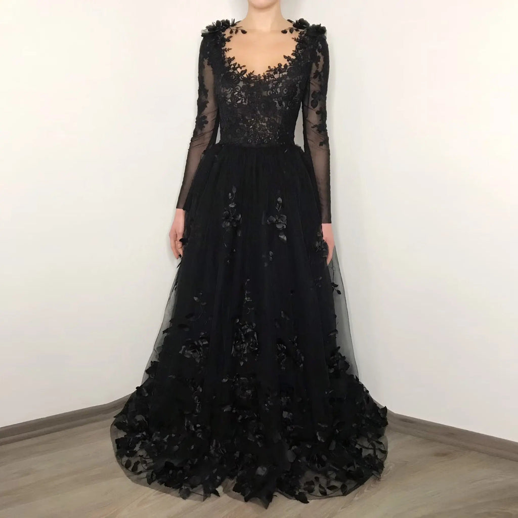 Black Luxury Gothic Wedding Dress 3D Floral Lace Tulle Sweep Train SW551