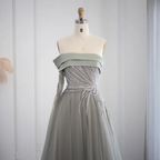 Designer A-Linie Off-the-Shoulder Langarm Pailletten Ballkleid