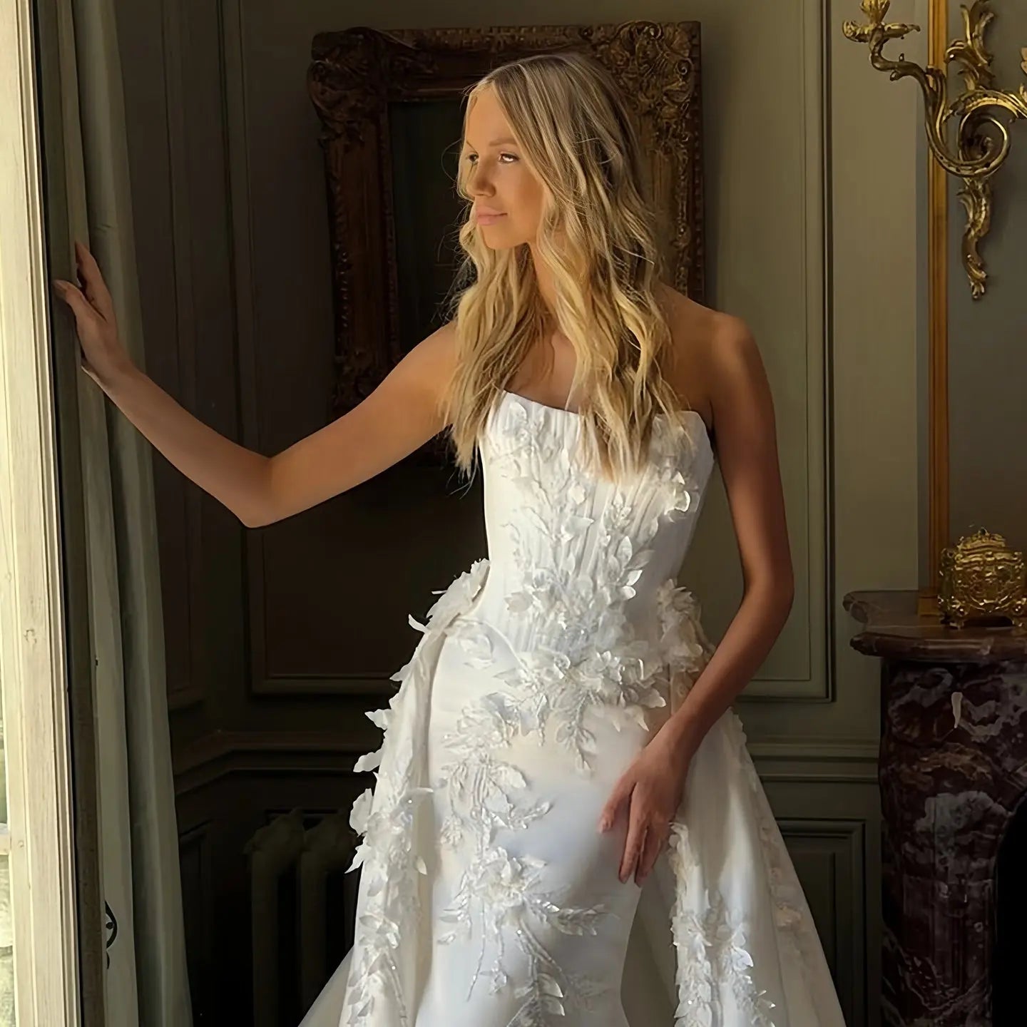 Romantic White Strapless 3D Floral Lace Mermaid Wedding Dress with Overskirt SW222