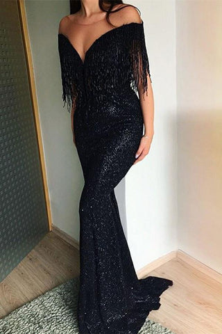 Schwarzes, bodenlanges Ballkleid mit Pailletten und V-Ausschnitt und Quasten im Meerjungfrau-Stil