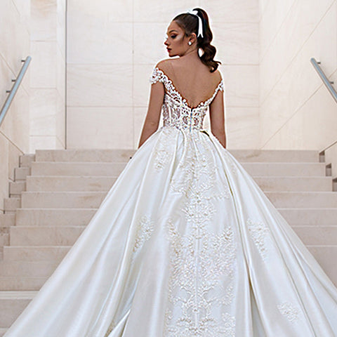 Sexy Off Shoulder Wedding Dresses A-Line Lace Applique Women's Elegant Sleeveless Beach Party Satin Beads Applique Bridal Gowns