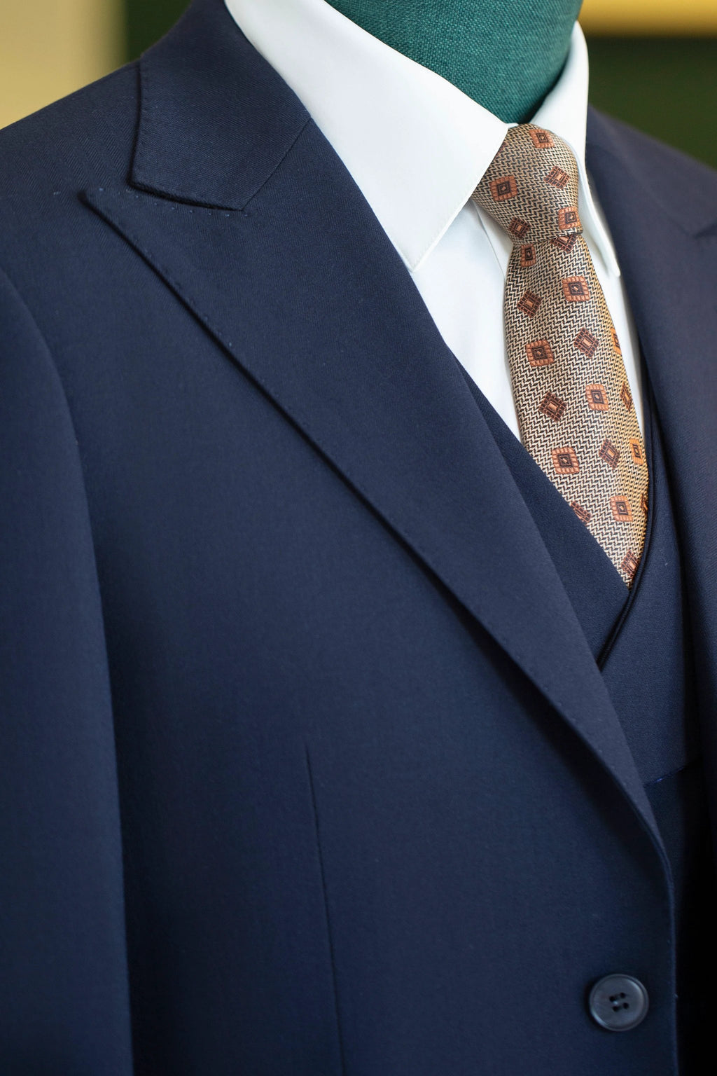 Navy Blue Wool 3-Piece Wedding Suit | Tailored Groom & Groomsmen Attire by 男装