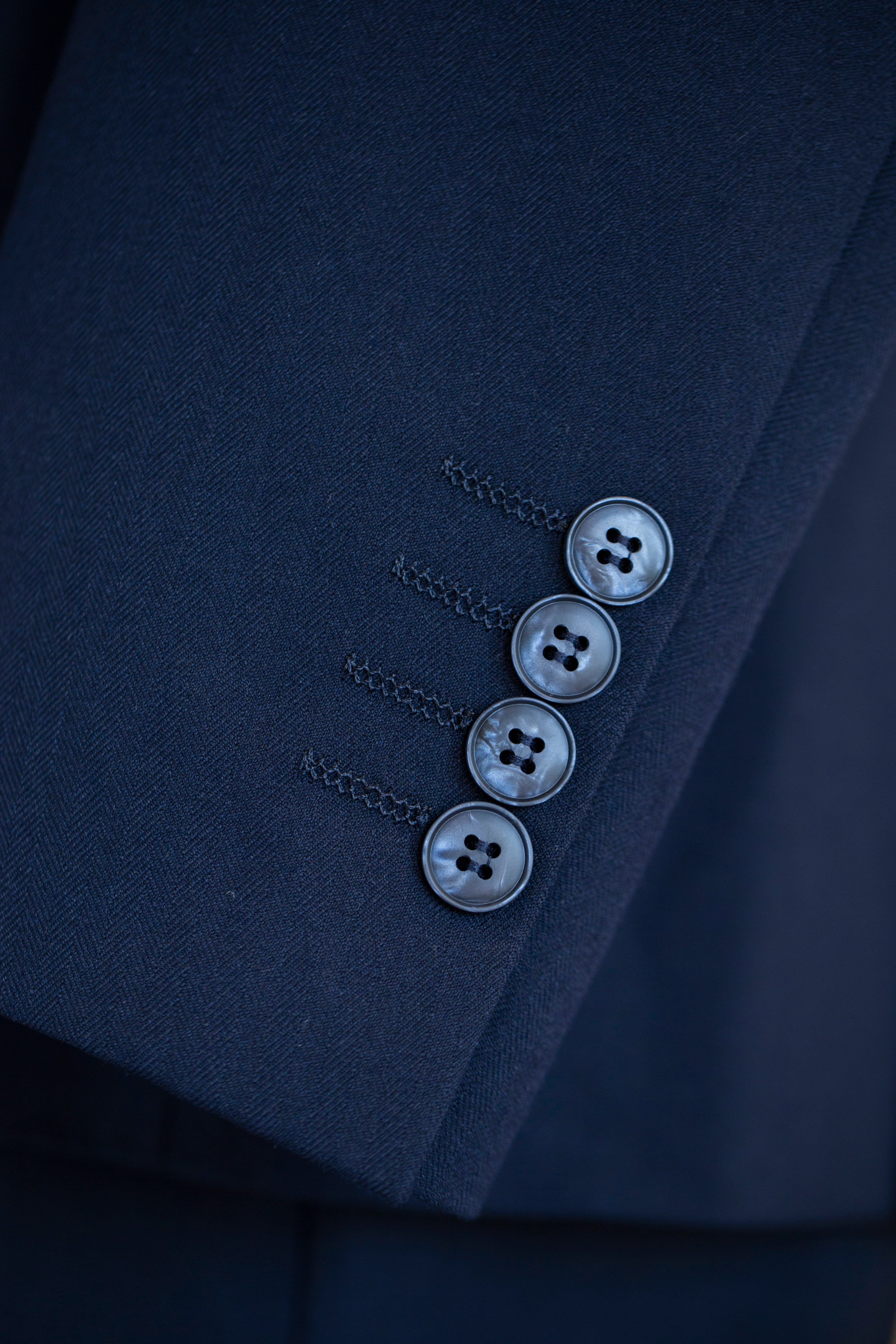 Navy Blue Wool 3-Piece Wedding Suit | Tailored Groom & Groomsmen Attire by 男装
