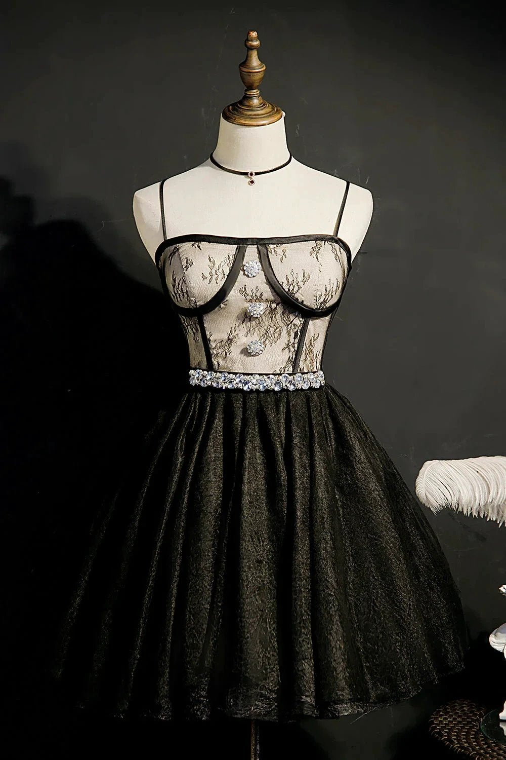 Chic Lace Spaghetti Straps Tulle Short Homecoming Dresses by Cicinia