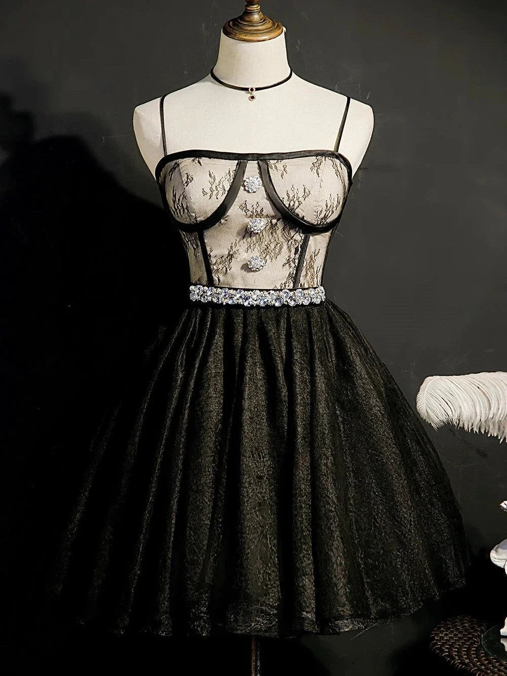 Chic Lace Spaghetti Straps Tulle Short Homecoming Dresses by Cicinia
