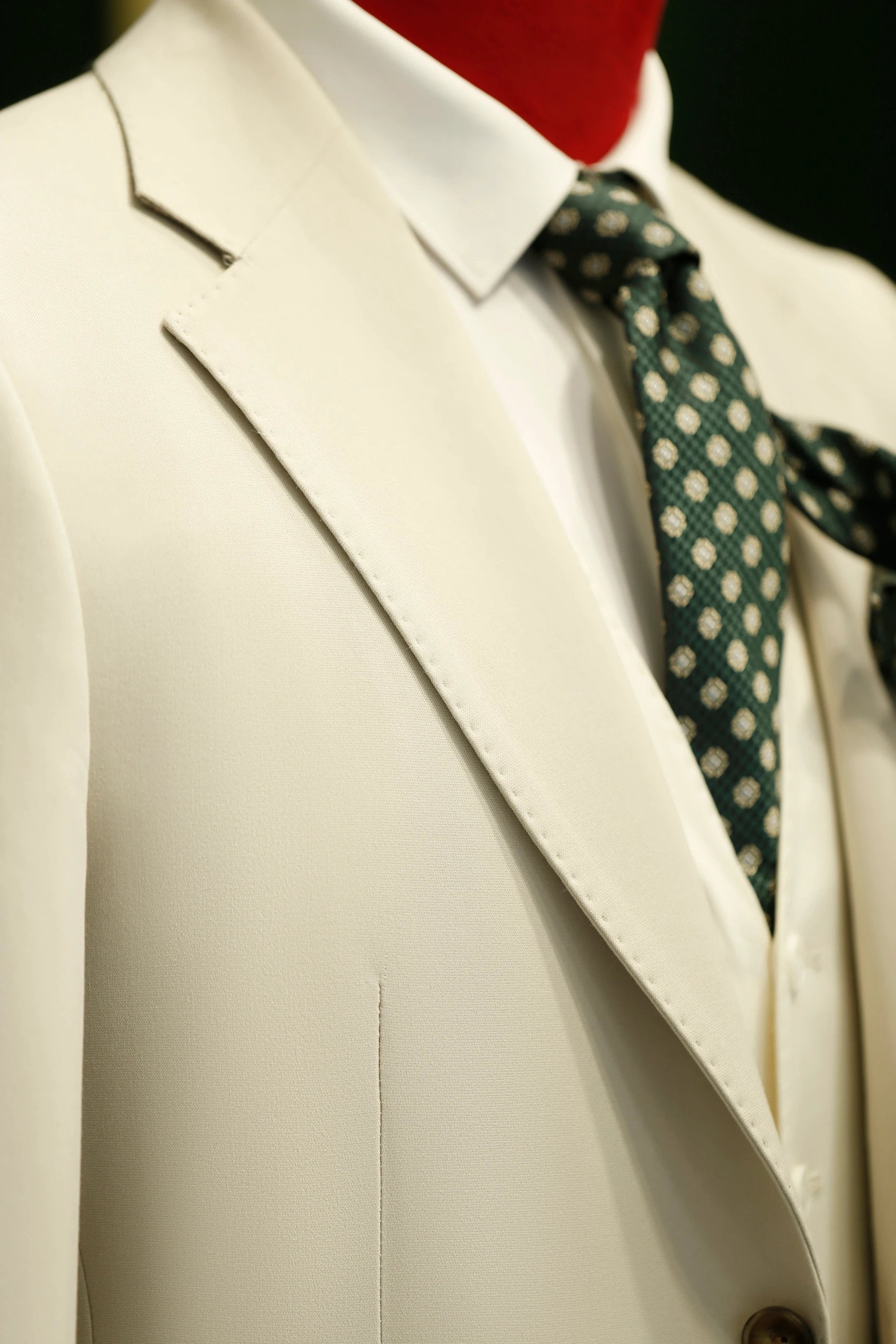 Three-Piece Cream Wool Suit | Tailored Formal Groom & Summer Wedding Suit by 男装