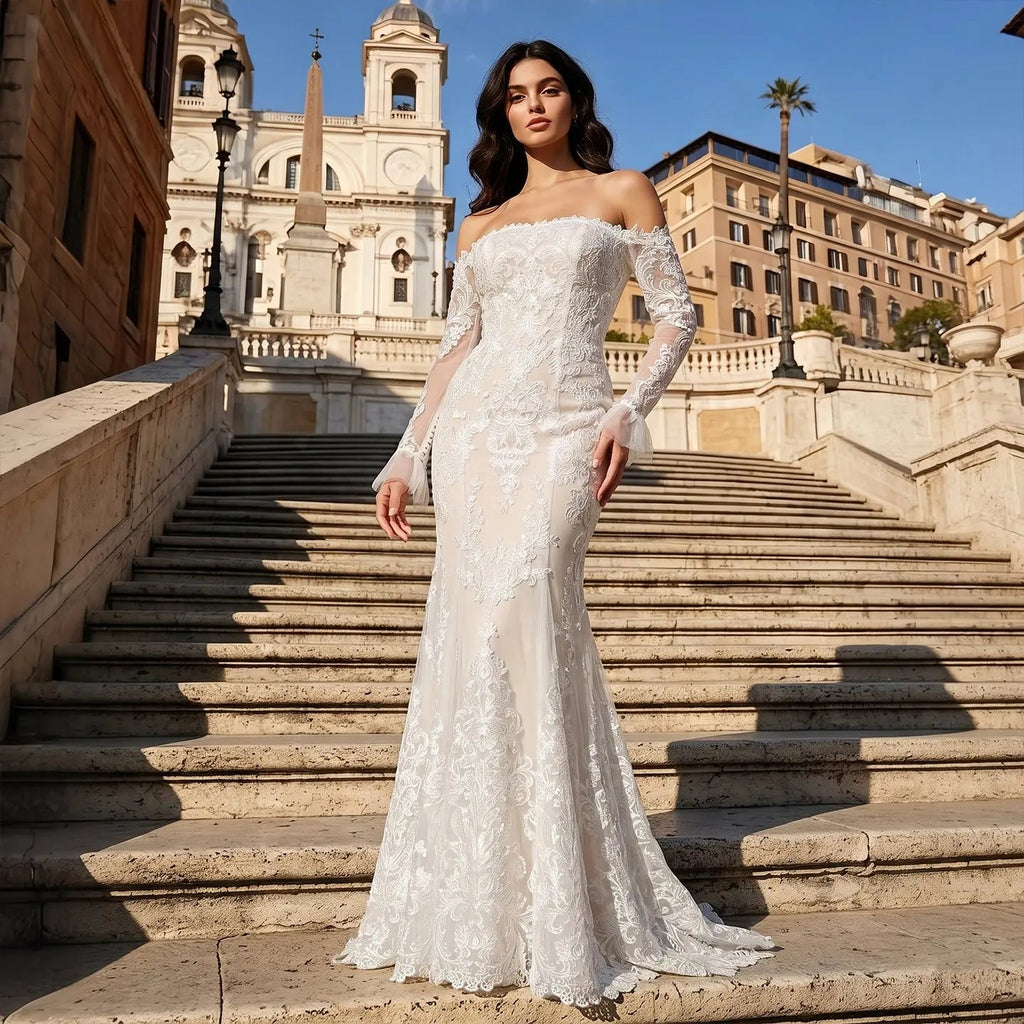 Off White  Lace Stunning Feminine Mermaid Wedding Dress Train  SW650