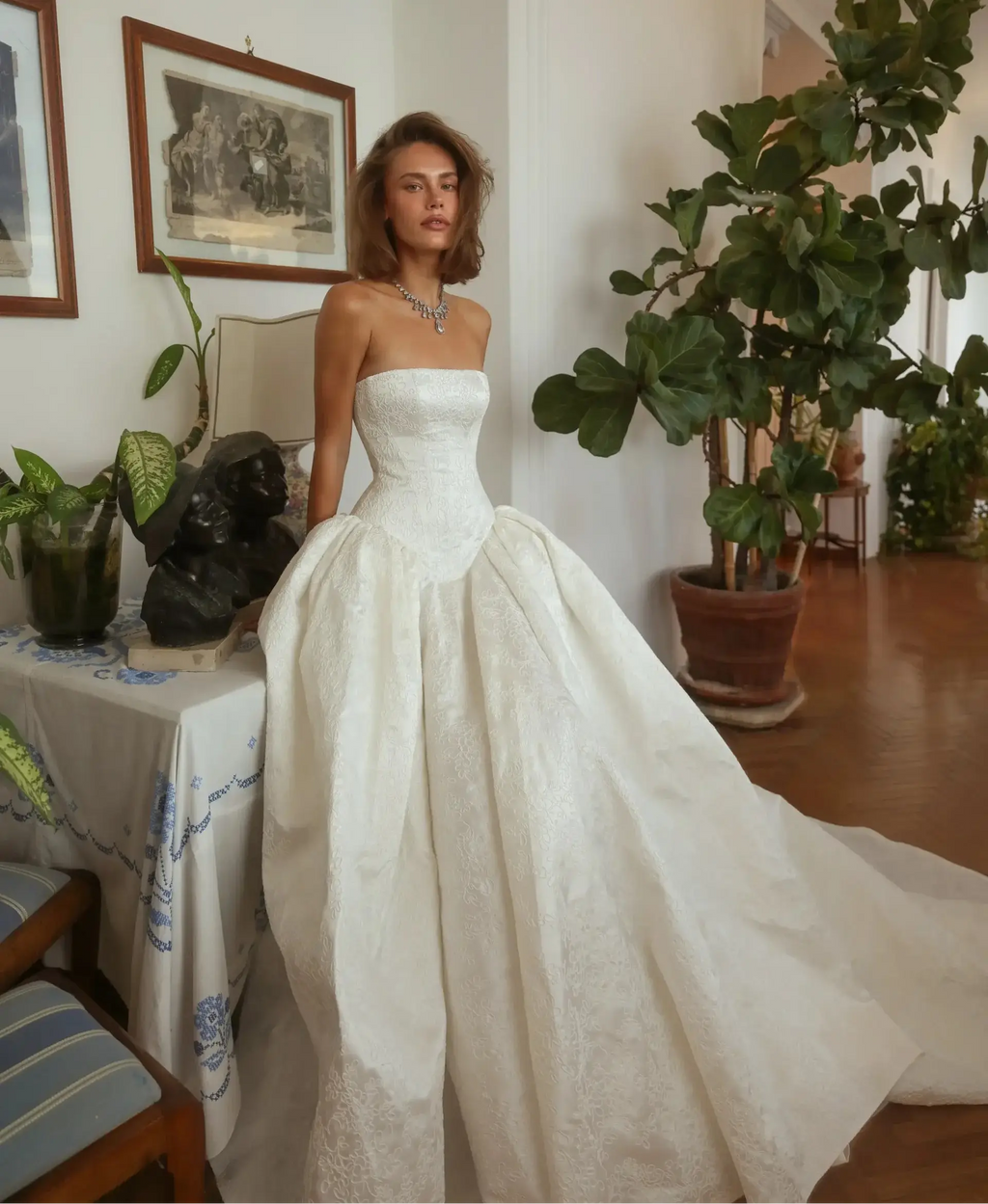 Classic White Satin Strapless Ball Gown Wedding Dress with Train SW182