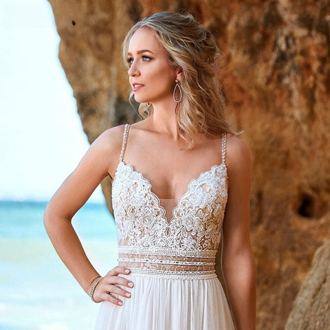 Simple Backless Chiffon V-Neck Bohemian Wedding Dress for Bride Lace Applique Sleeveless Beach Bridal Gown Robe De Mariée