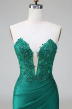 Classy Dark Green Bodycon Strapless Pleated Short Homecoming Dress with Beading by WEDTREND