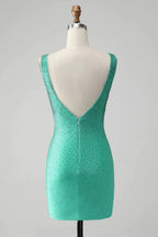 Chic Bodycon V Neck Backless Short Green Homecoming Dress with Beading by WEDTREND