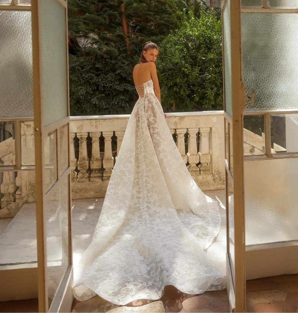 Bohemian Ivory Lace Sweetheart Neck High Slit Mermaid Wedding Dress SW183