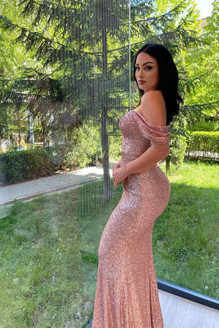 Vestido de fiesta de sirena con escote en V, mangas largas y lentejuelas en color rosa