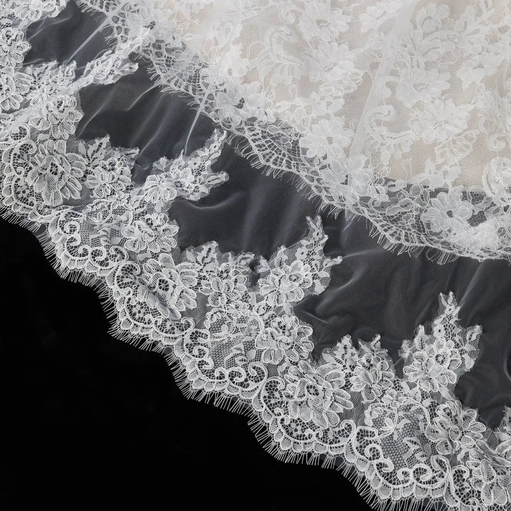 Elegant Ivory Sweetheart Neckline Sheer Lace Mermaid Wedding Dress with Veil SW171