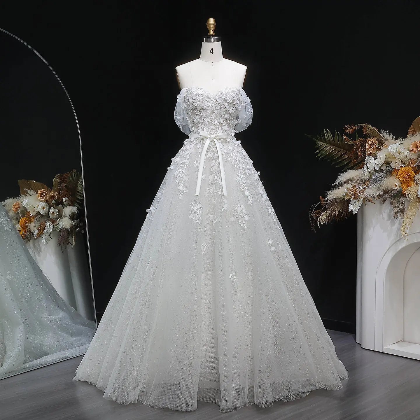White 3D Floral Applique Sweetheart Ball Gown Wedding Dress SW629