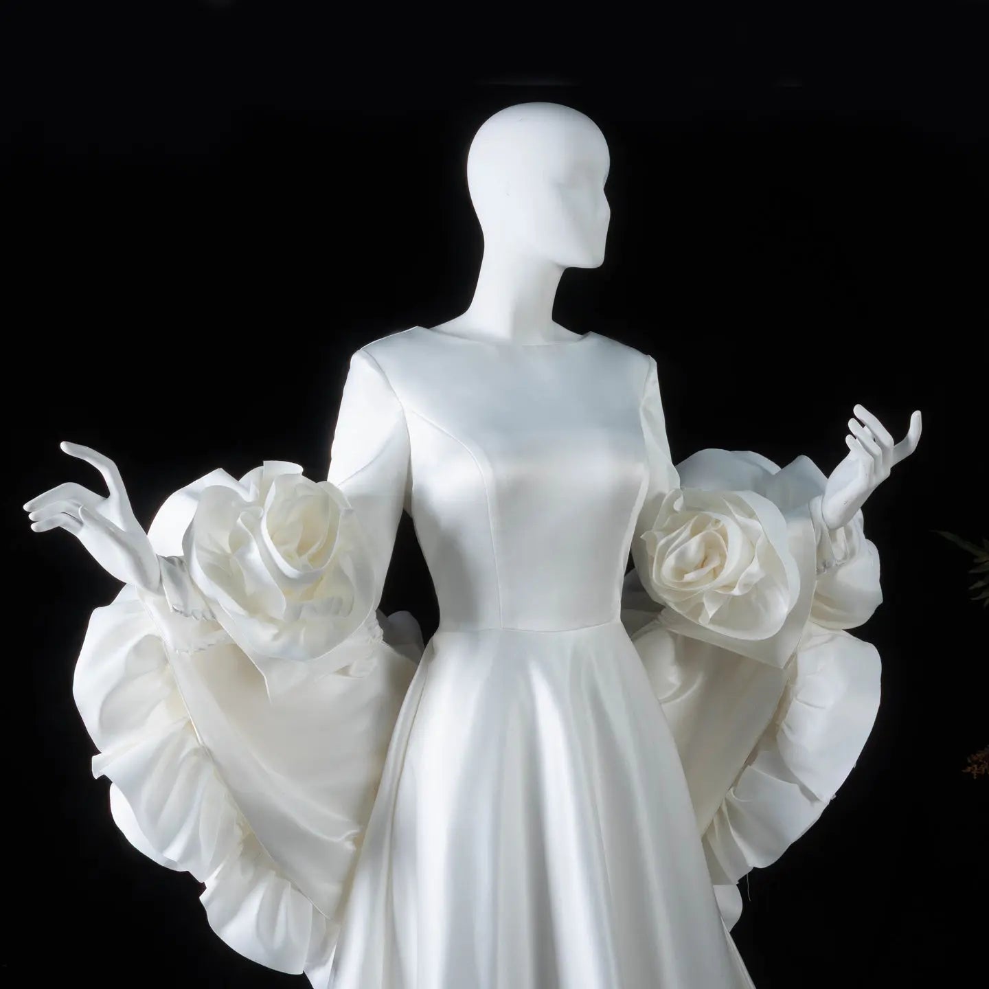 Ivory  Romantic A-Line Satin Wedding Dress 3D Rose Floral With Veil  SW661
