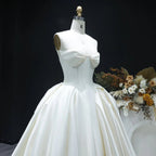 Luxury Sweetheart Satin Ball Gown Wedding Dress with Overskirt SW010