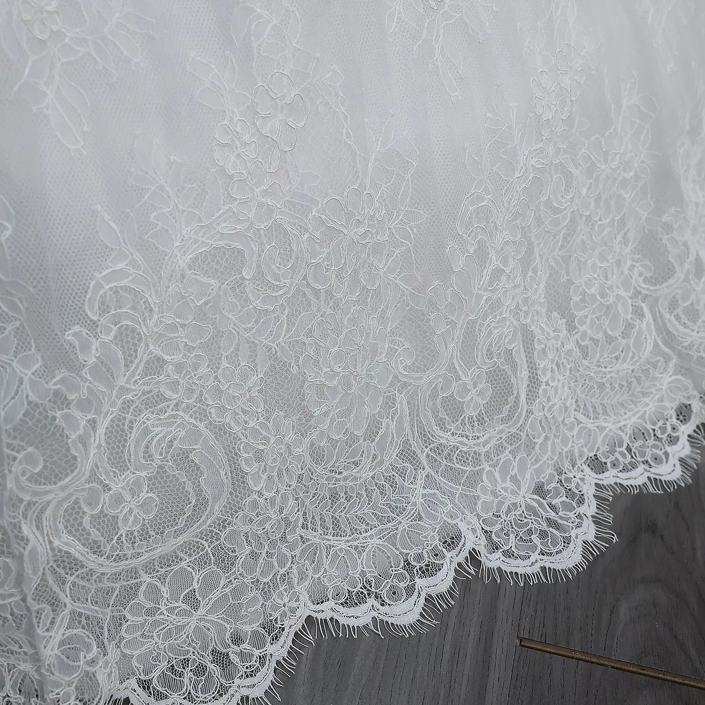 Luxury High Neck Lace Wedding Dress SW519