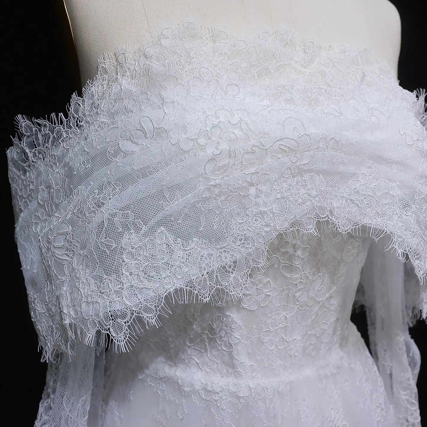 Luxury Off Shoulder Wedding Dress with Long Sleeves SW542