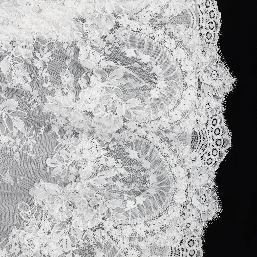 White Lace Spaghetti Strap Bridal Gown Square Neck Beaded Corset Ball Gown SW612