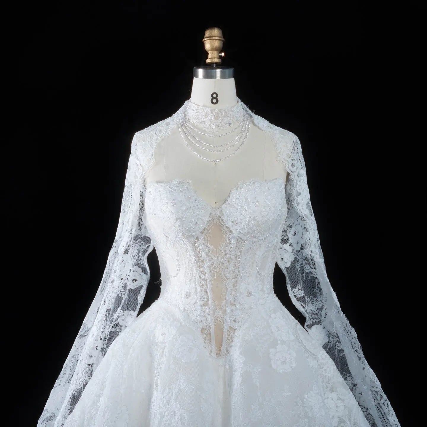 Luxury Ivory Strapless Lace Train Wedding Dress with Scarf SW166