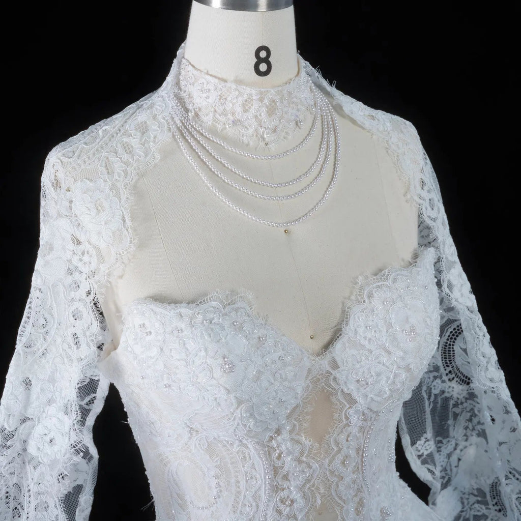 Luxury Ivory Strapless Lace Train Wedding Dress with Scarf SW166