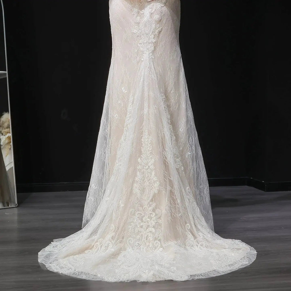 Luxury Ivory Off-the-Shoulder Lace Corset Tulle Train Wedding Dress SW126
