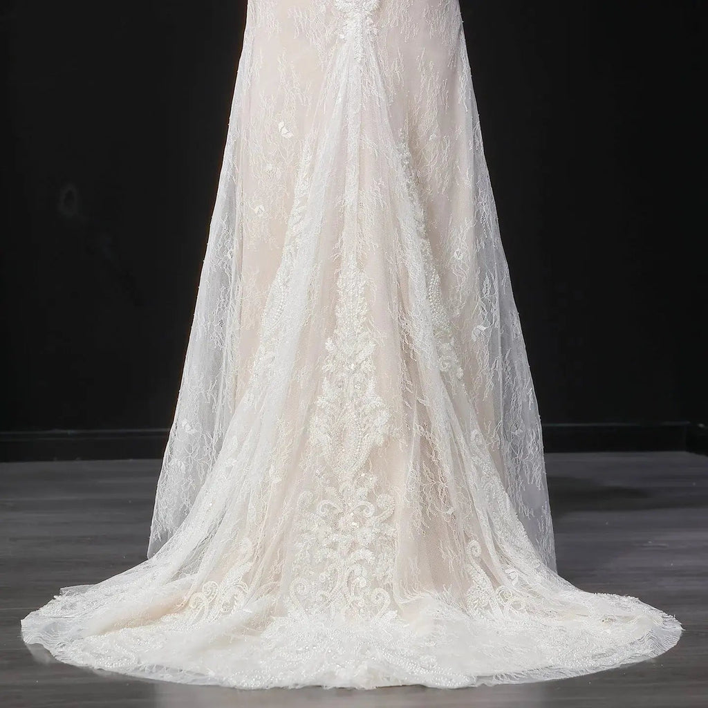 Luxury Ivory Off-the-Shoulder Lace Corset Tulle Train Wedding Dress SW126