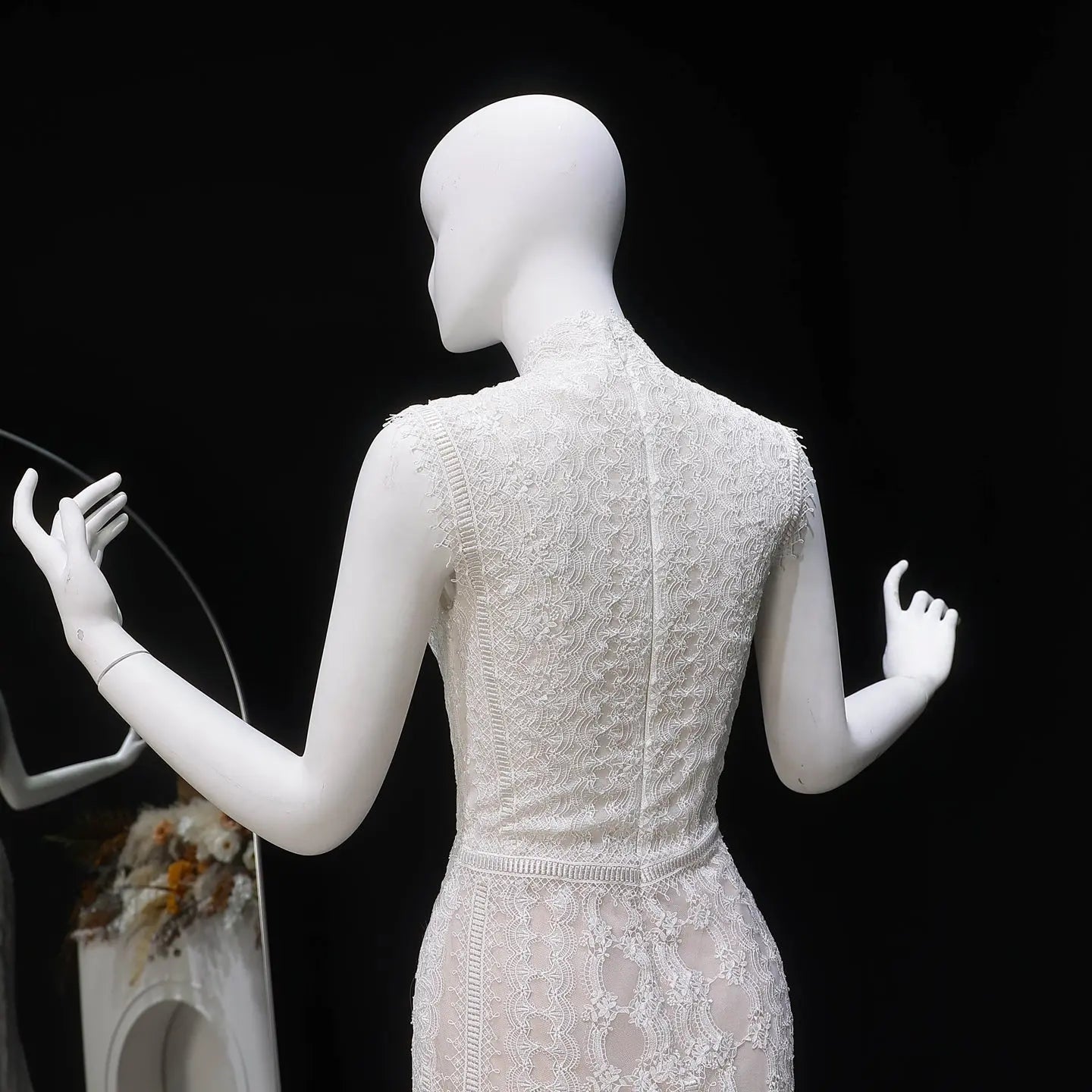 Elegant Ivory High Neck Sheer Lace Long Sleeves Mermaid Wedding Dress with Veil SW662